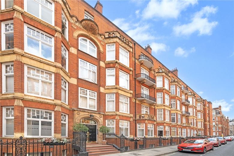 2 bedroom flat, Montagu Mansions, Marylebone W1U - Available