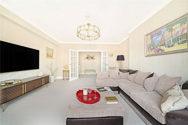 2 bedroom flat, Montagu Mansions, Marylebone W1U - Available