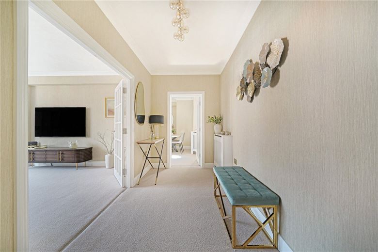 2 bedroom flat, Montagu Mansions, Marylebone W1U - Available