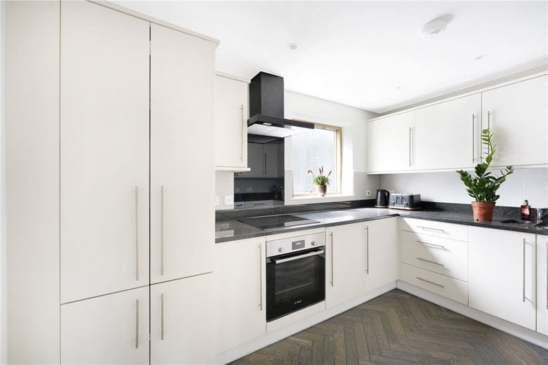 3 bedroom flat, Harrowby Street, Marylebone W1H - Available