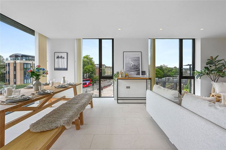 3 bedroom flat, Latitude House, Oval Road NW1 - Available