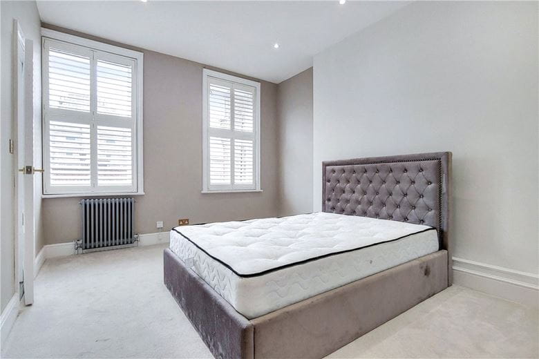 1 bedroom flat, New Cavendish Street, Marylebone W1G - Available