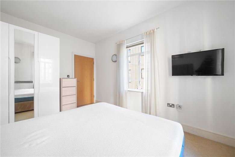 1 bedroom cottage, Castlereagh Street, London W1H - Available