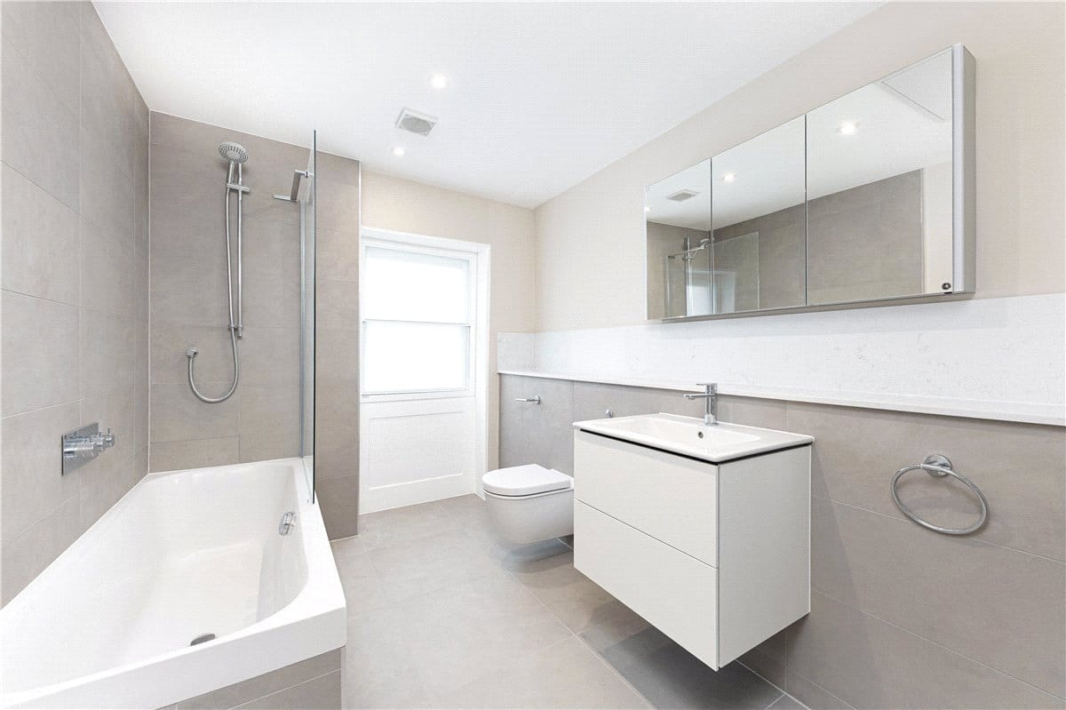 1 bedroom flat, Spanish Place, Marylebone W1U - Available