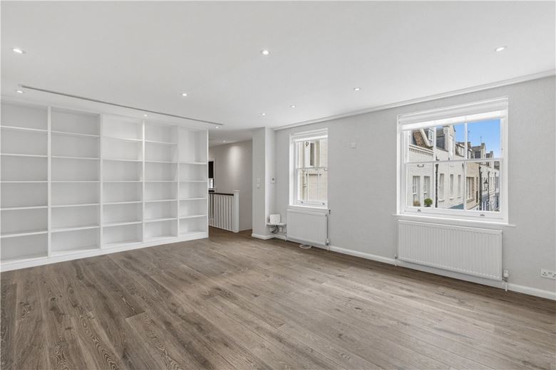 1 bedroom flat, Devonshire Place Mews, London W1G - Available