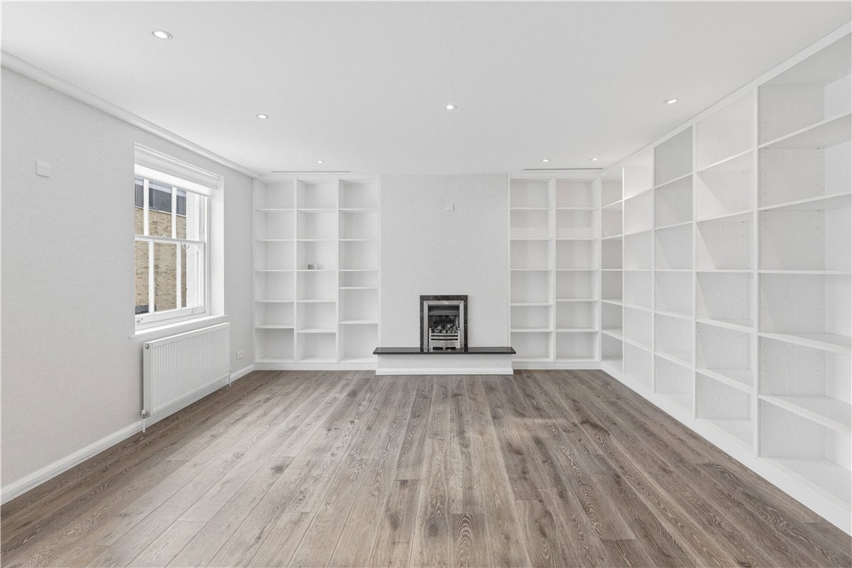 1 bedroom flat, Devonshire Place Mews, London W1G - Available