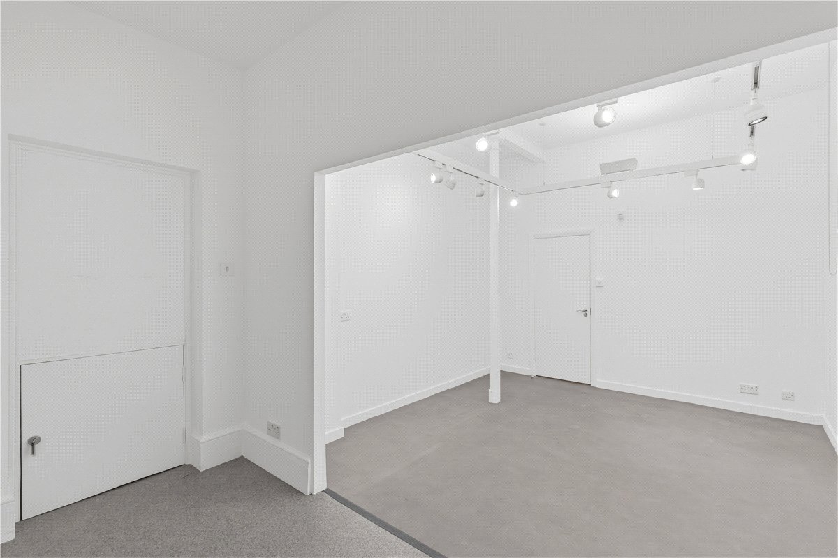 1 bedroom flat, Devonshire Place Mews, London W1G - Available