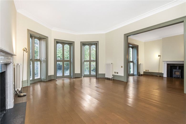 5 bedroom house, Park Village East, London NW1 - Available