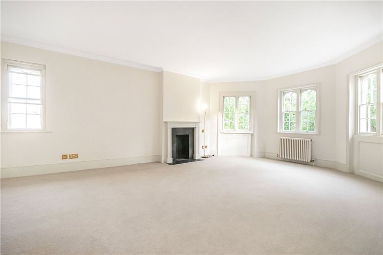 5 bedroom house, Park Village East, London NW1 - Available