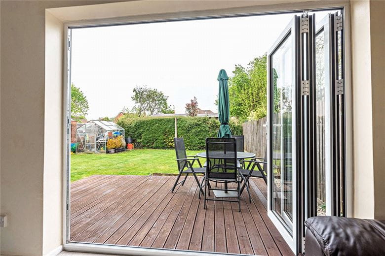 3 bedroom house, Charter Road, Newbury RG14 - Sold STC