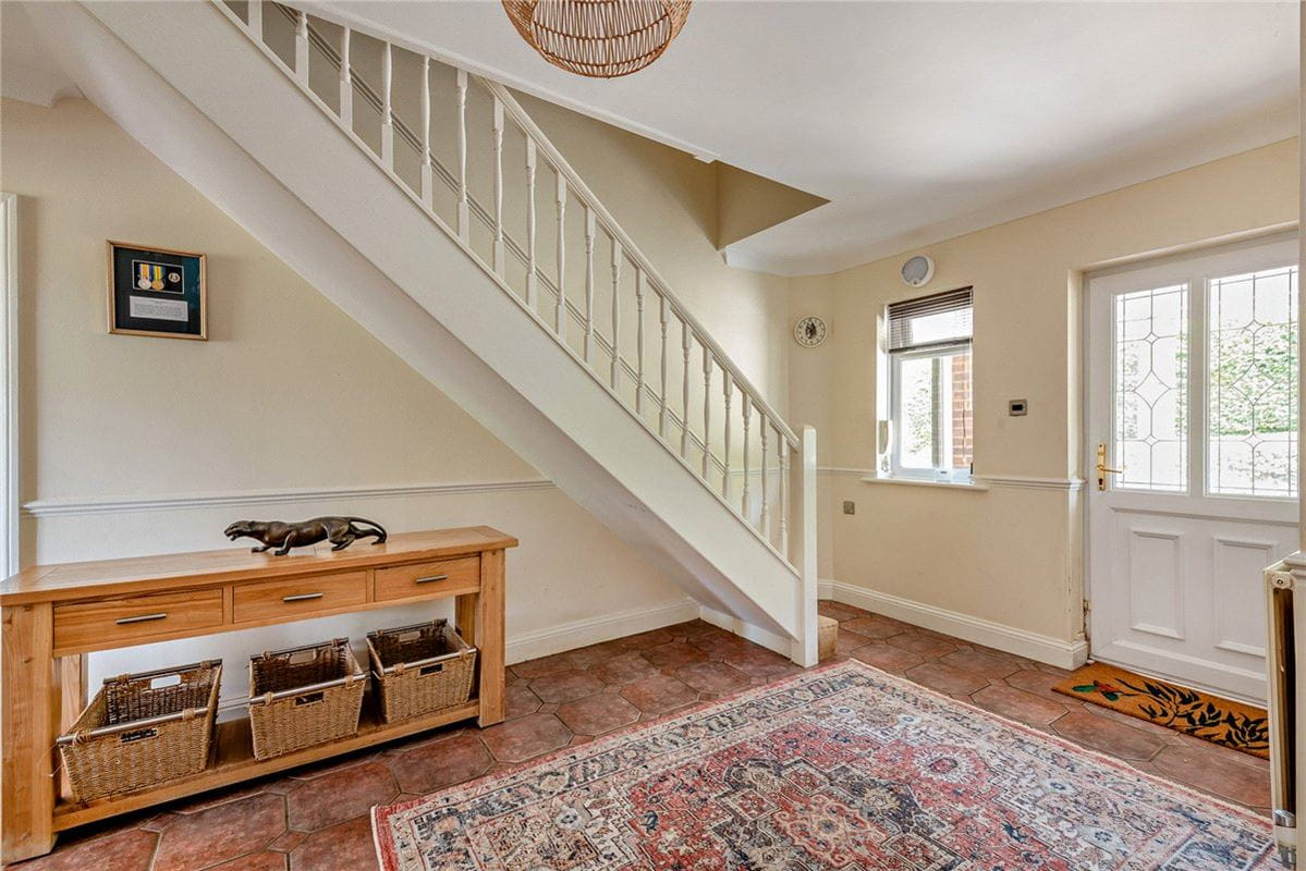 4 bedroom house, Crookham Common Road, Crookham Common RG19 - Available