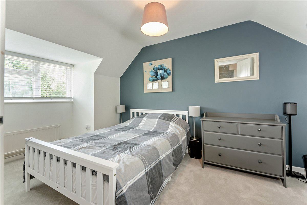 4 bedroom house, Bucklebury Alley, Cold Ash RG18 - Available