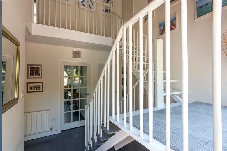 4 bedroom house, Bucklebury Alley, Cold Ash RG18 - Available
