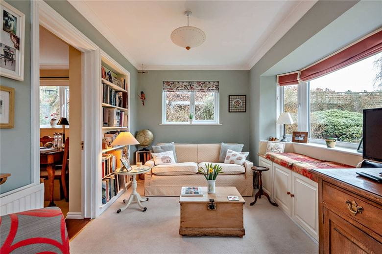 3 bedroom house, The Dell, Vernham Dean SP11 - Available