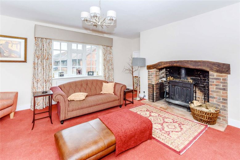 5 bedroom house, Wantage Road, Great Shefford RG17 - Available