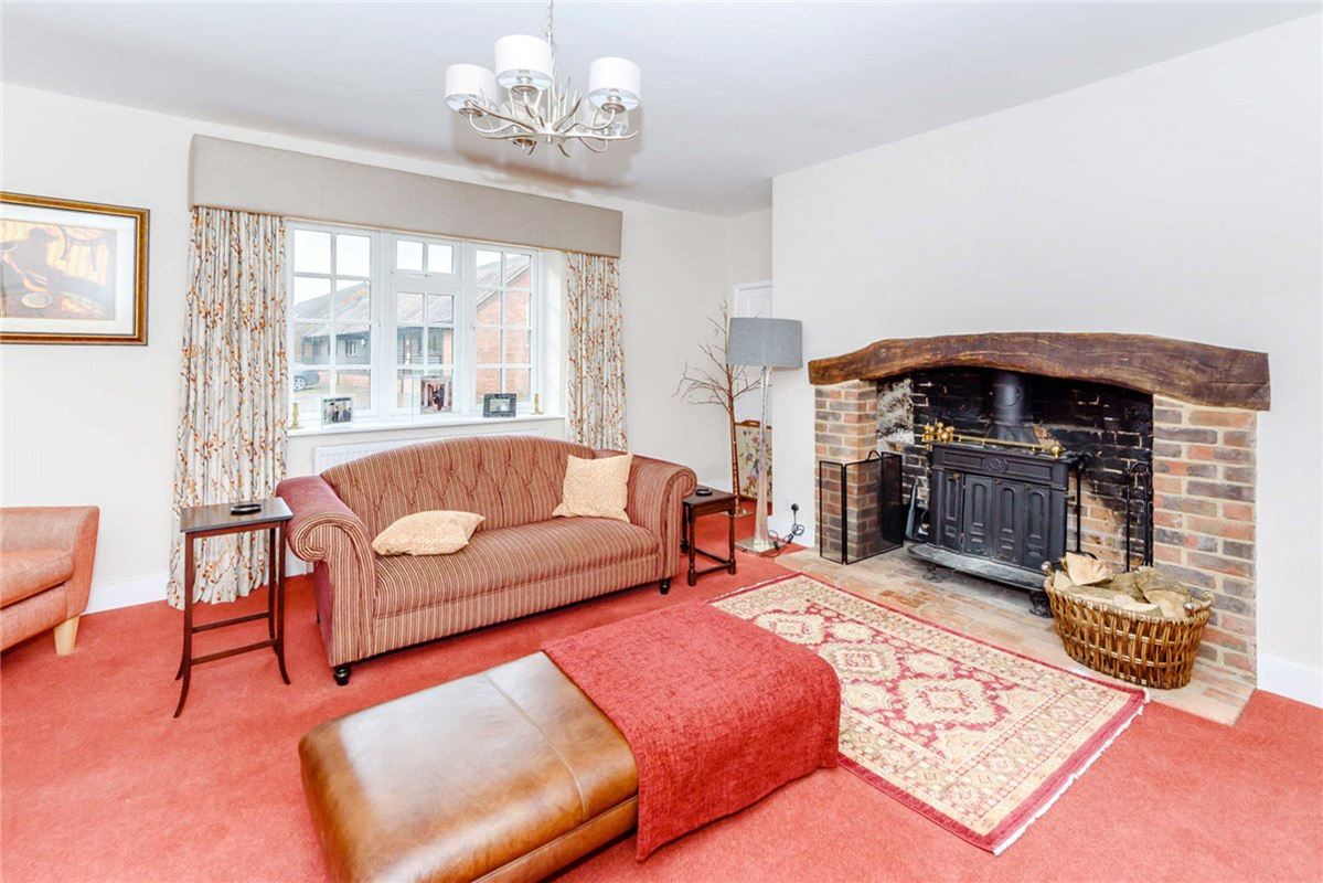 5 bedroom house, Wantage Road, Great Shefford RG17 - Available