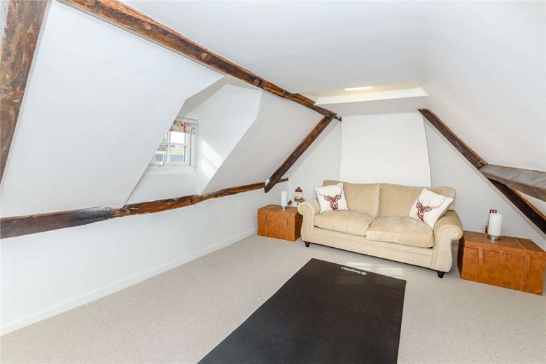 5 bedroom house, Wantage Road, Great Shefford RG17 - Available