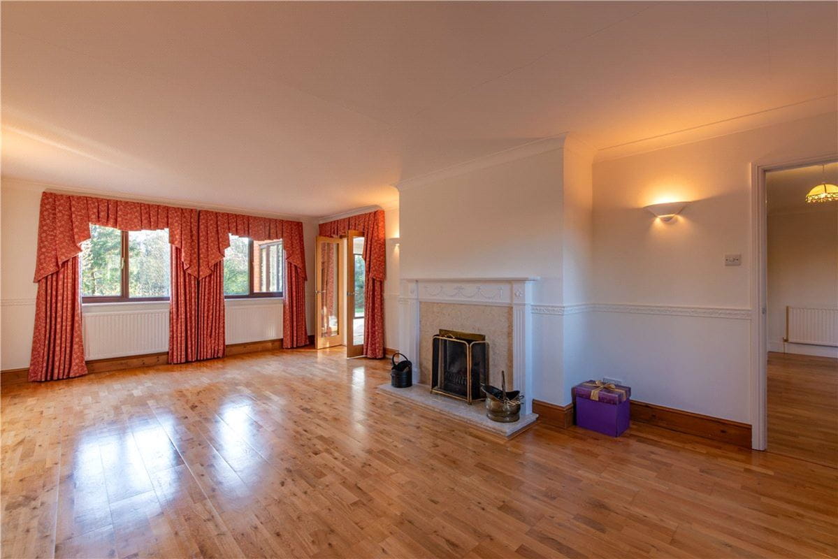 5 bedroom house, Post Office Road, Inkpen RG17 - Available