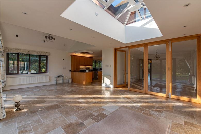 5 bedroom house, Post Office Road, Inkpen RG17 - Available