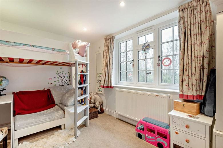 5 bedroom house, Crookham Common, Thatcham RG19 - Available