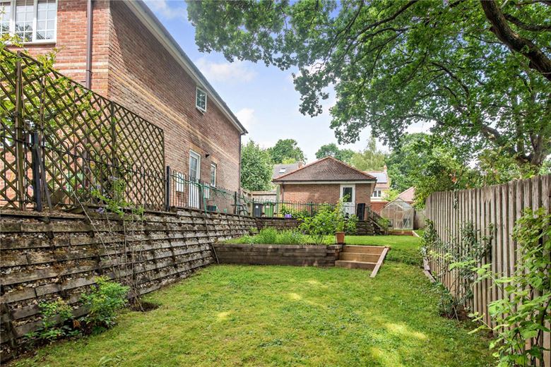 5 bedroom house, Spring Gardens, Newbury RG20 - Sold STC