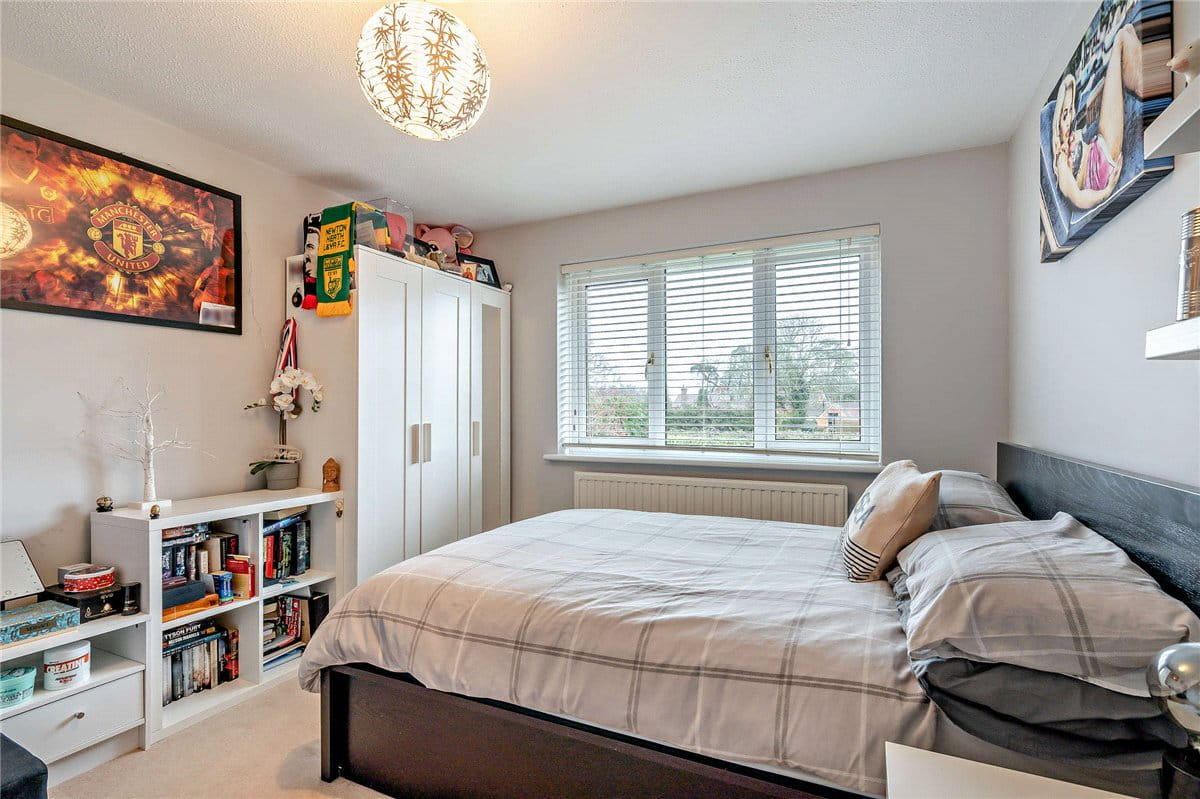 4 bedroom house, Copnor Close, Woolton Hill RG20 - Available