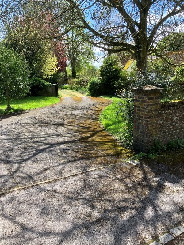 2 bedroom house, The Maltings, West Ilsley RG20 - Available