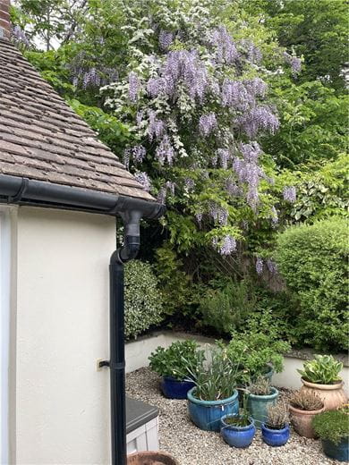 2 bedroom bungalow, Ridgeway Close, Hermitage RG18 - Sold STC