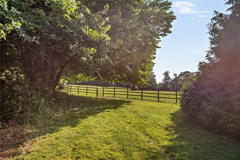 7 bedroom house, East Woodhay, Newbury RG20 - Sold