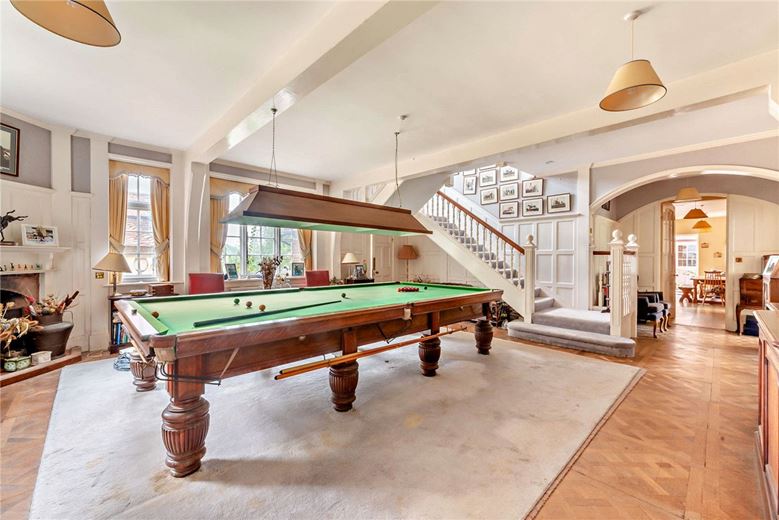 7 bedroom house, East Woodhay, Newbury RG20 - Sold