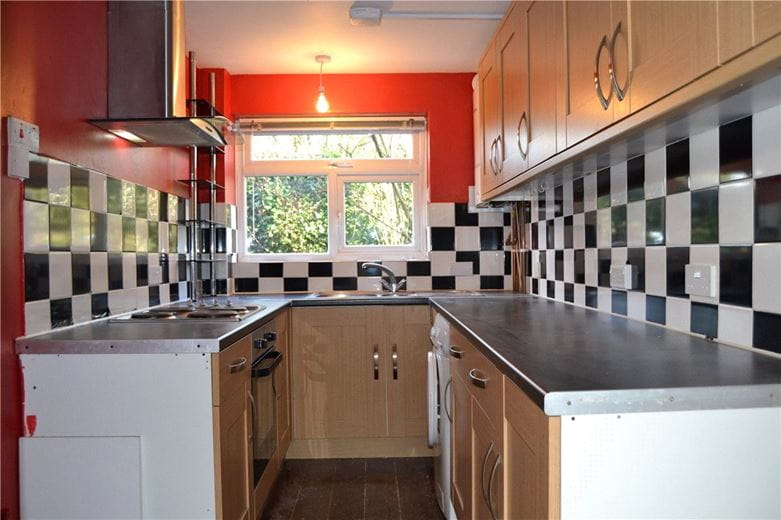 2 bedroom maisonette, Newbury, Berkshire RG14 - Available