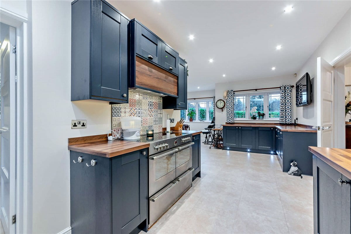 4 bedroom house, Hatch Close, Chapel Row RG7 - Sold STC