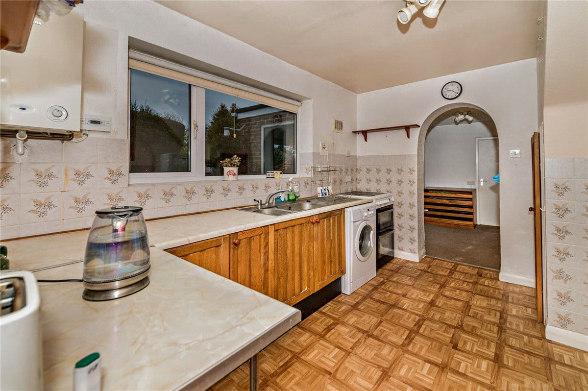 3 bedroom house, Cheriton Close, Newbury RG14 - Sold STC