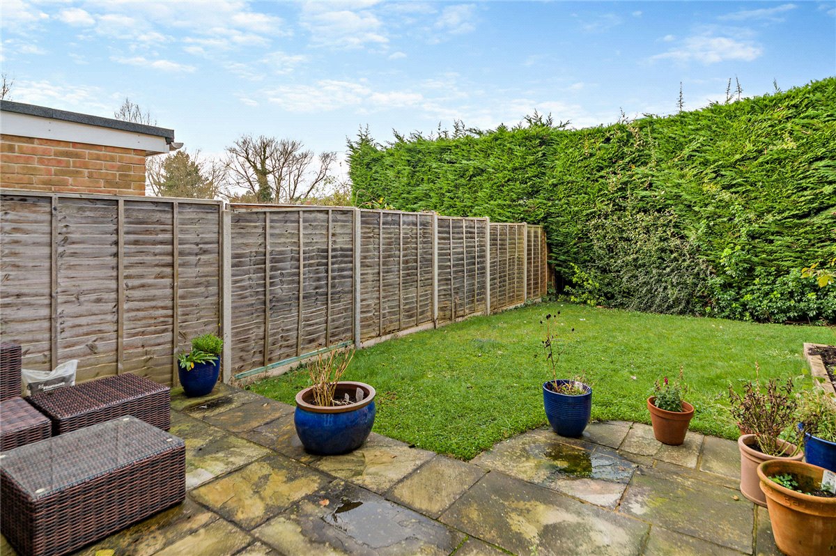 4 bedroom house, Claremont Crescent, Newbury RG14 - Sold