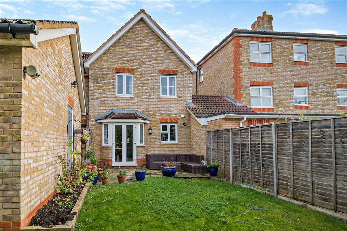 4 bedroom house, Claremont Crescent, Newbury RG14 - Sold