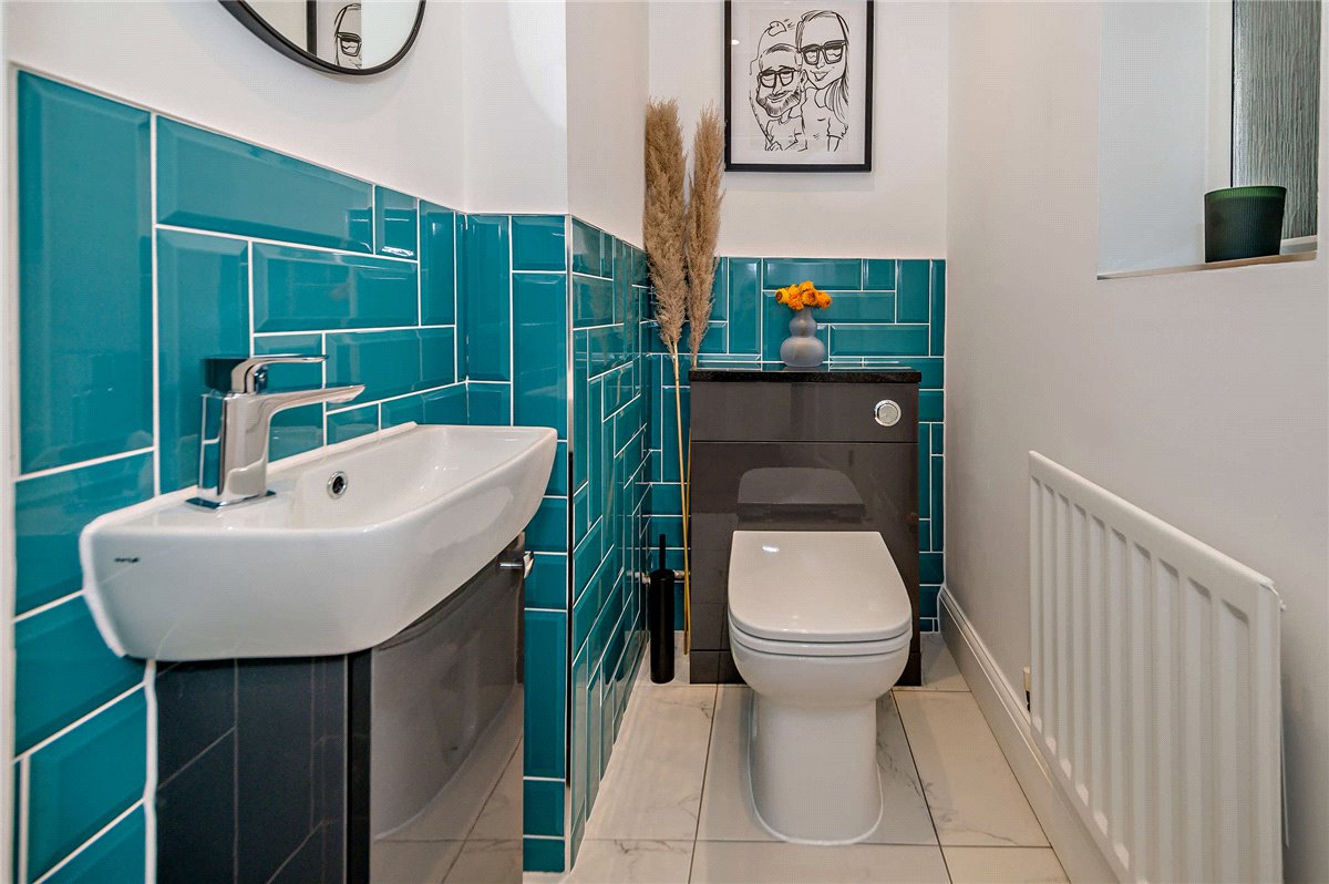 4 bedroom house, Claremont Crescent, Newbury RG14 - Sold