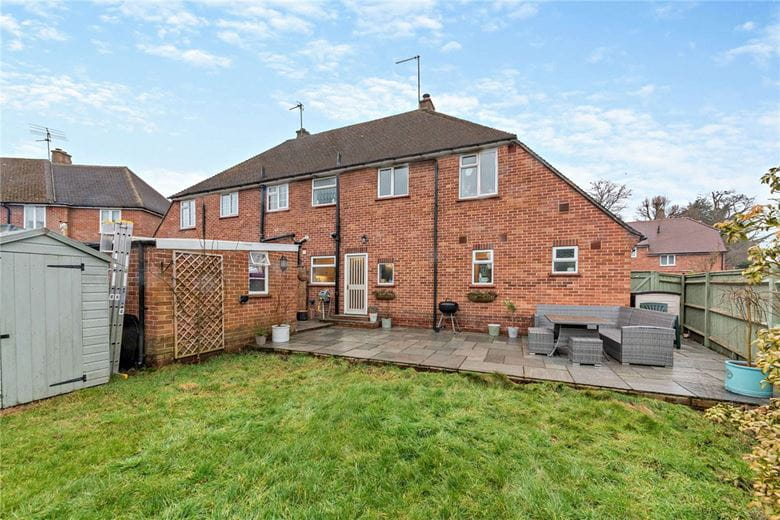 3 bedroom house, Cherry Close, Newbury RG14 - Sold STC