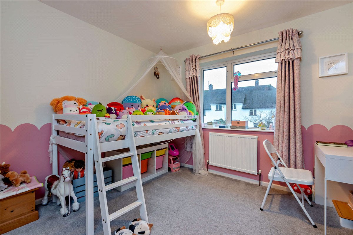 3 bedroom house, Cherry Close, Newbury RG14 - Sold STC