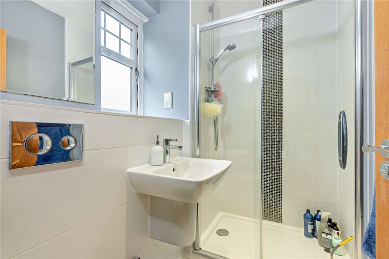 2 bedroom house, Paddock End, Woolton Hill RG20 - Sold STC