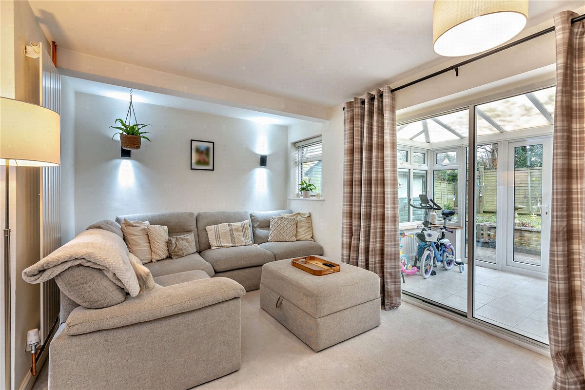 3 bedroom house, Copnor Close, Woolton Hill RG20 - Sold STC