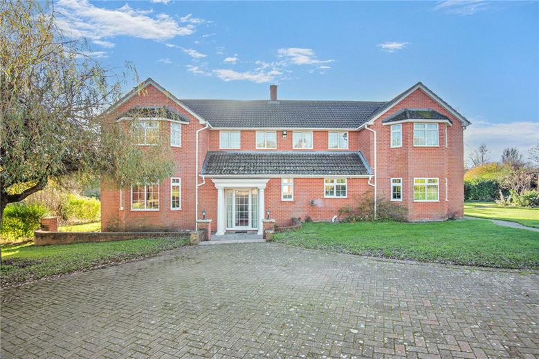 5 bedroom house, Fox's Lane, Kingsclere RG20 - Available