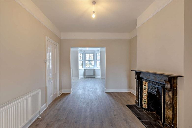 3 bedroom house, Andover Road, Newbury RG14 - Sold