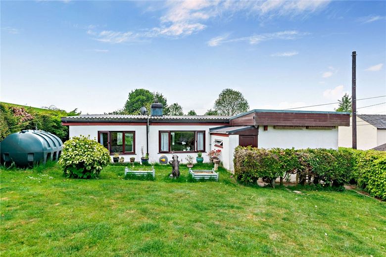2 bedroom bungalow, Sheepdrove Road, Lambourn RG17 - Available
