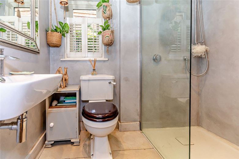 3 bedroom house, Gore End Road, Ball Hill RG20 - Sold STC