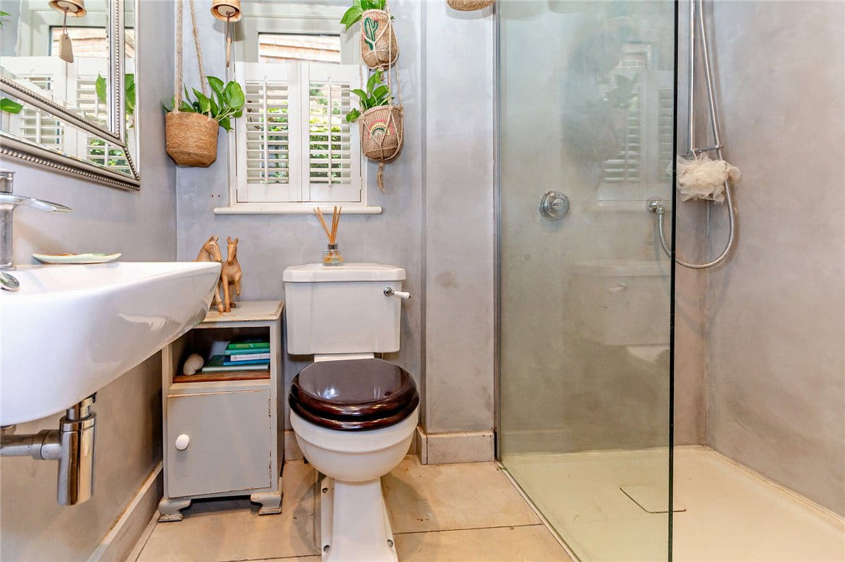 3 bedroom house, Gore End Road, Ball Hill RG20 - Sold STC