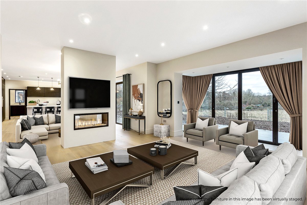 4 bedroom house, Speen Lane, Newbury RG14 - Available