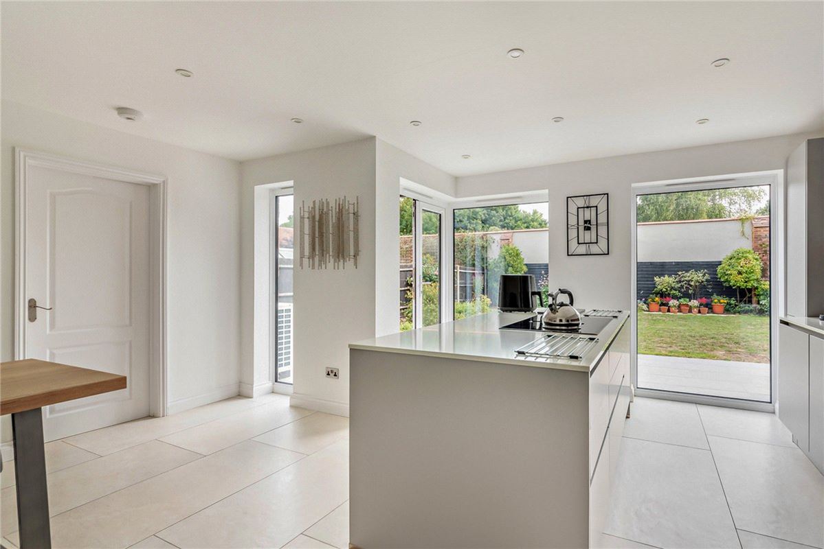 4 bedroom house, The Rookery, Peasemore RG20 - Sold STC