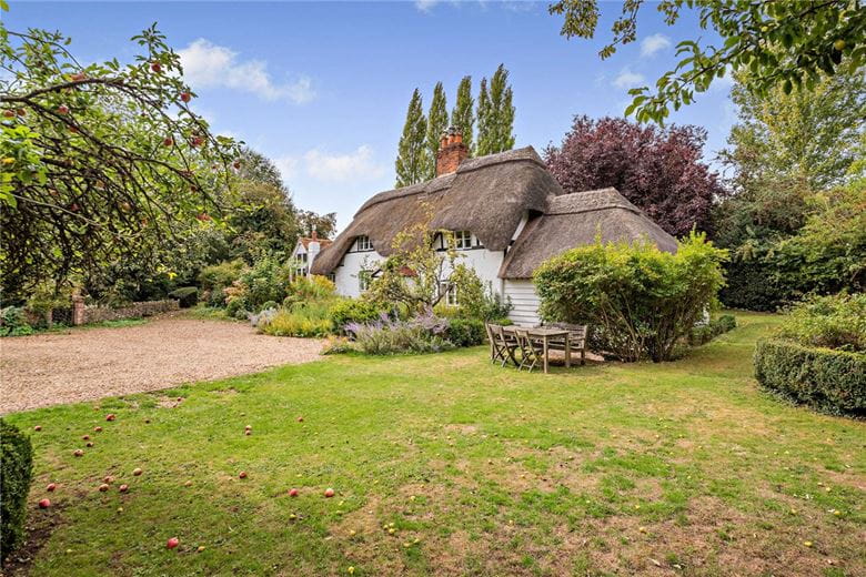 6 bedroom house, Brightwalton, Newbury RG20 - Available