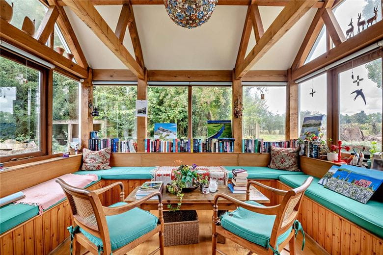 6 bedroom house, Brightwalton, Newbury RG20 - Available