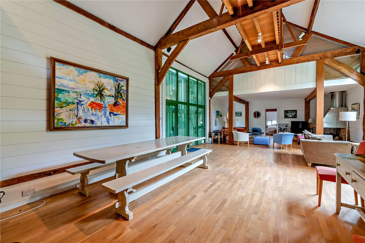 6 bedroom house, Brightwalton, Newbury RG20 - Available